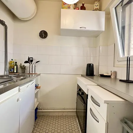 Apartment Studio Avec Balcon, Havre De Paix A Montparnasse *