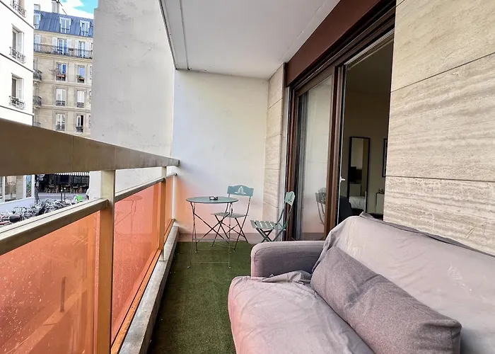 Studio Avec Balcon, Havre De Paix A Montparnasse * Parijs